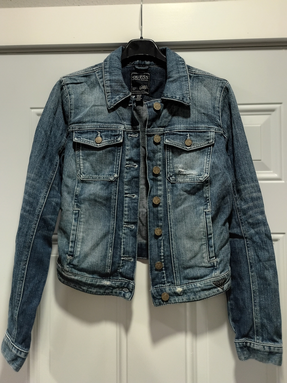GUESS Women's Blue Denim Jacket - Classic Trucker Style